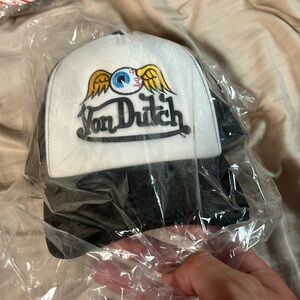 Von Dutch Truckers, Never Worn